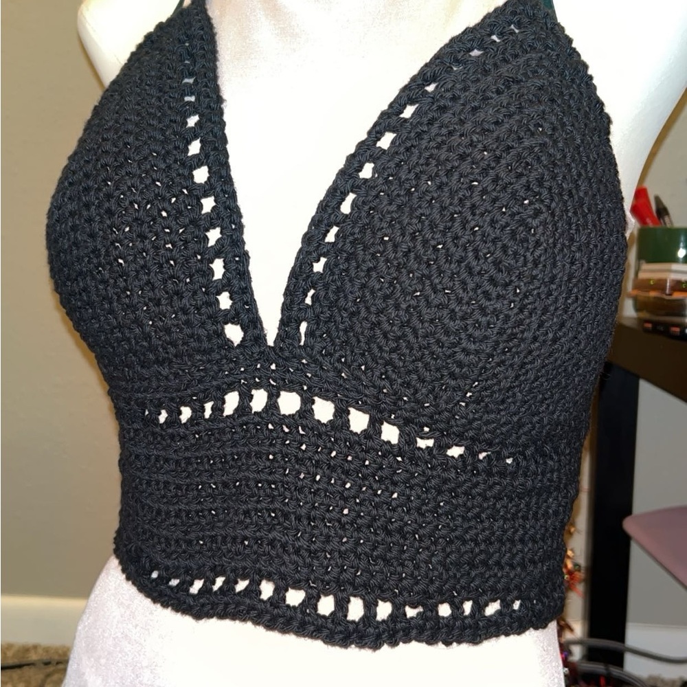 Basic Band Crop - image 4